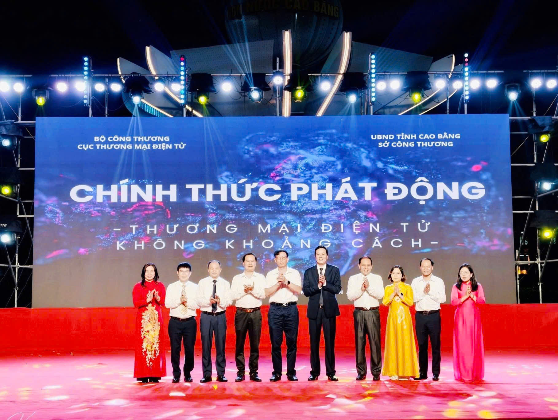 Cao Bằng tiên phong phát động hưởng ứng chuỗi sự kiện Online Friday 2026